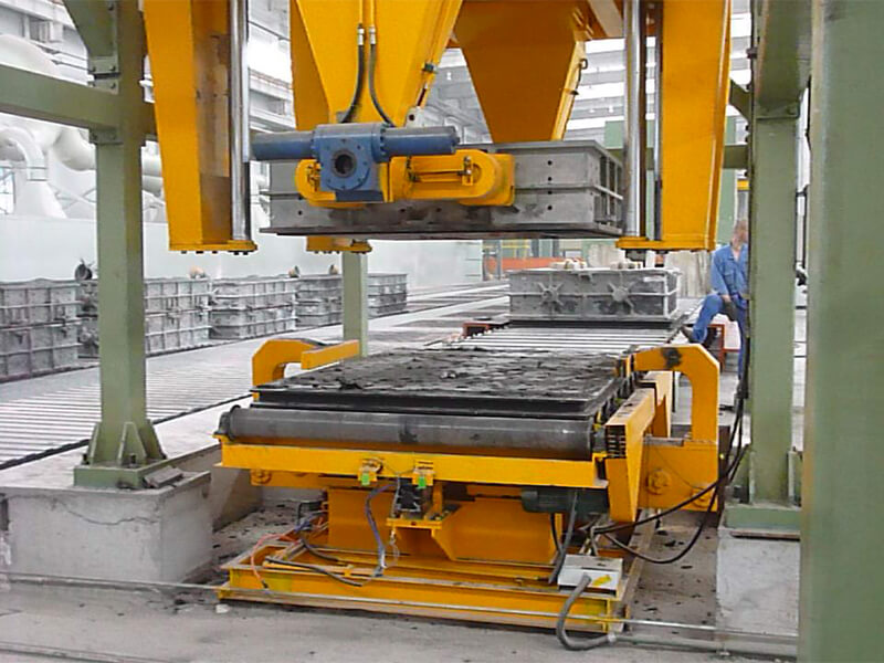 Auto moulding production line 3